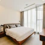 Cho Thuê 2PN Vinhomes Golden River – View Đẹp, Giá Hấp Dẫn!