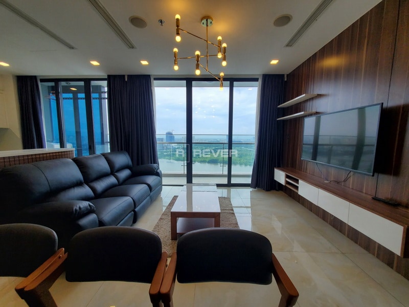 Thuê Căn Hộ 3 Phòng Ngủ Vinhomes Golden River – Tầng Cao, Giá Rẻ