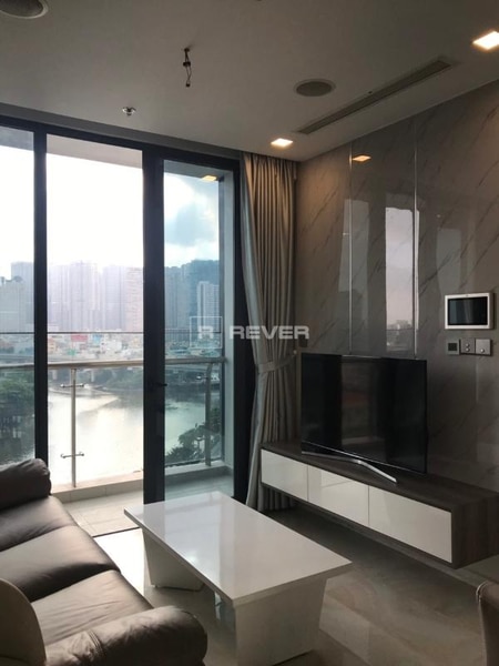 Căn hộ 2 phòng ngủ Vinhomes Golden River view Landmark 81, giá tốt