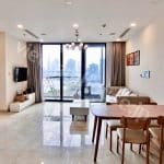 Căn Hộ 2 Phòng Ngủ Aqua 4 Vinhomes Golden River – Cho Thuê Giá Tốt!