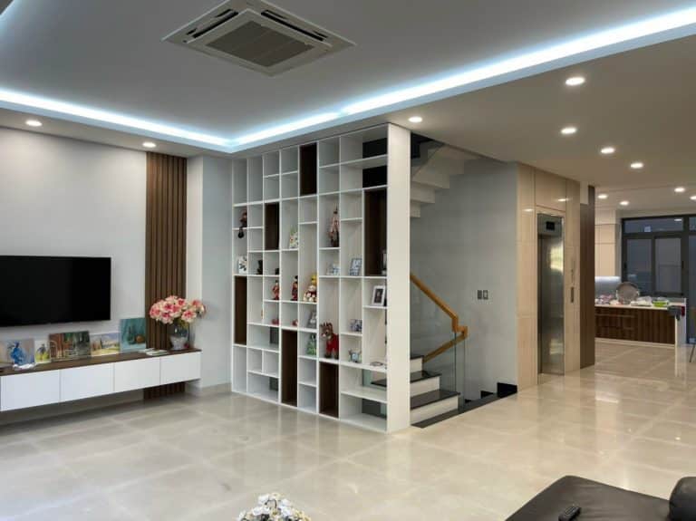 Cho thuê biệt thự Vinhomes Golden River – Nội thất cao cấp, view thoáng đẹp